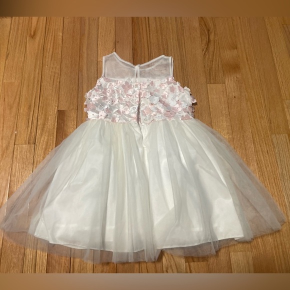 Pippa & Julie White and Pink Floral Kids Dress Size 5 - Picture 5 of 6
